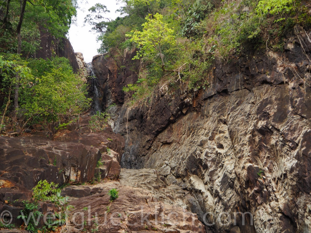 Thailand Koh Chang Khlong Phlu Wasserfall Schlucht