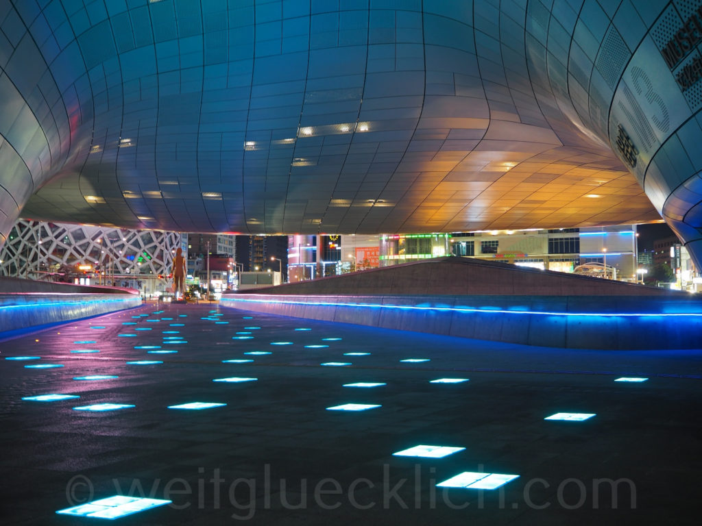 Weltreise 2020 Suedkorea Seoul Dongdaemun Design Plaza Zaza Hadid 