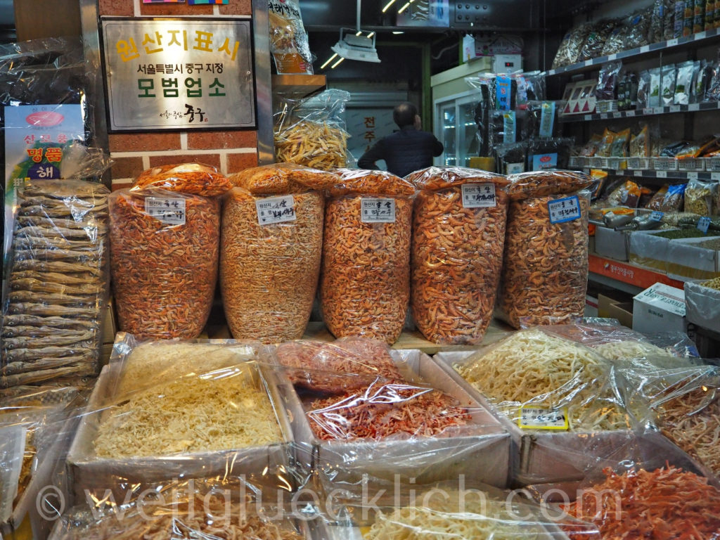 Weltreise 2020 Suedkorea Seoul Gwangjang Market Jungbu Dried Seafoods Market