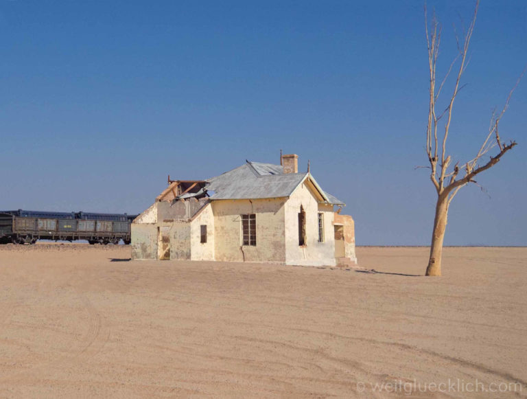 Weltreise 2021 Namibia Garub verlassener Bahnhof