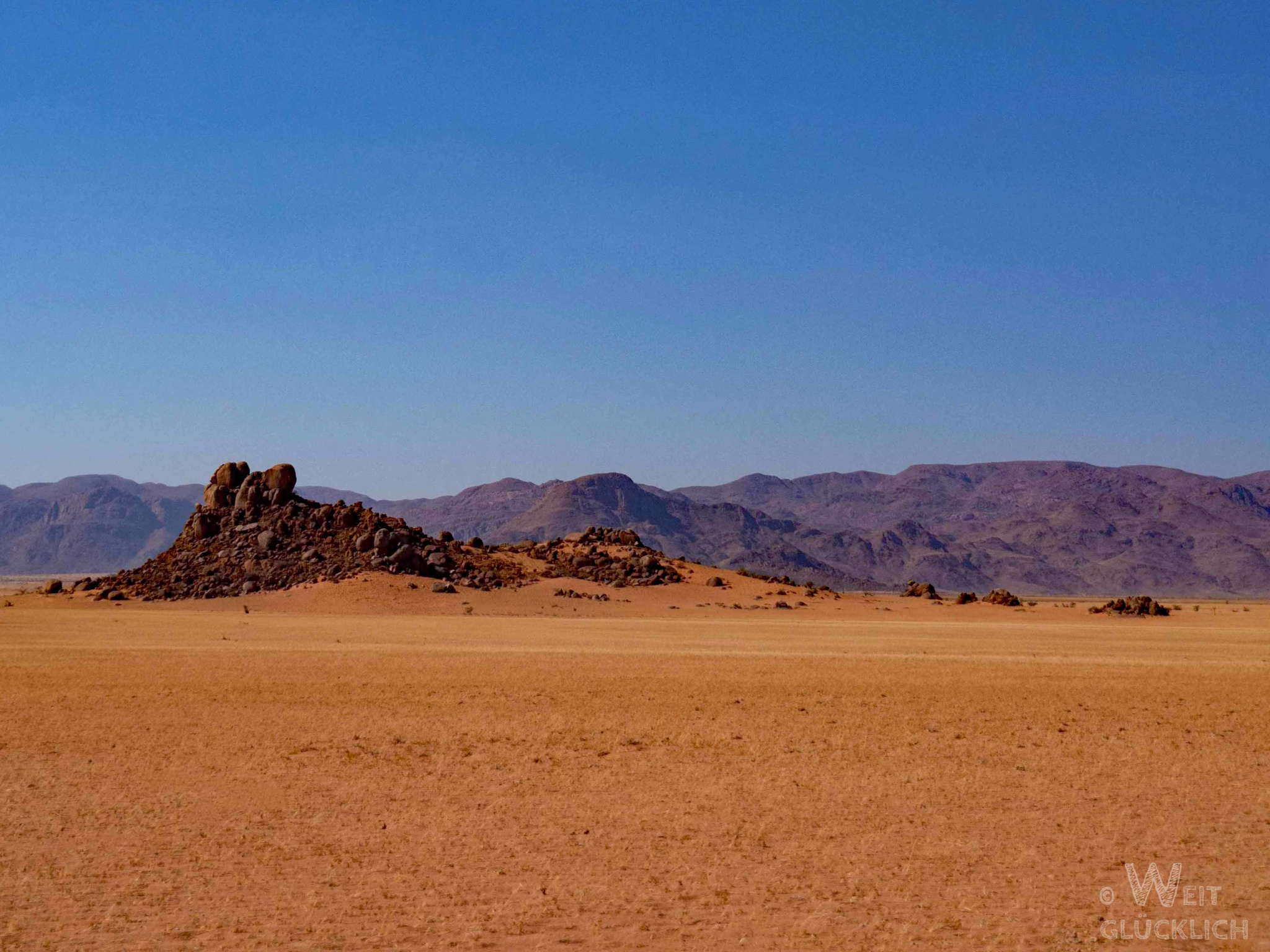 Weltreise Namibia Wueste Weite