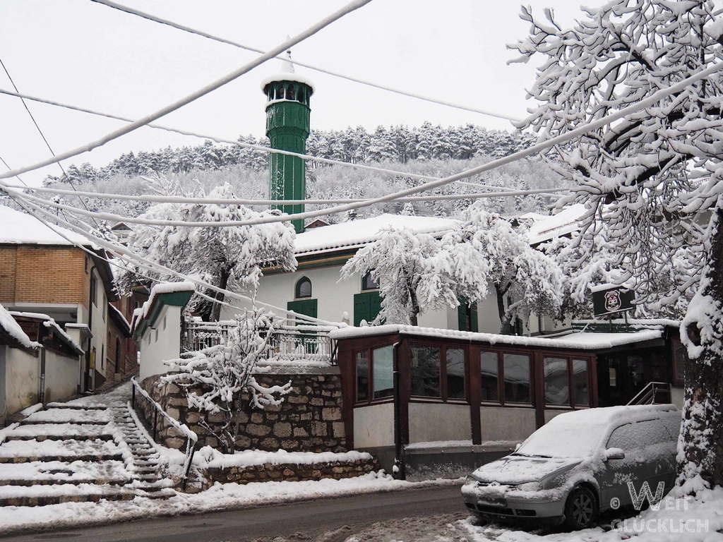 Weltreise 2021 Bosnien Herzegowina Hauptstadt Vratnik Moschee Schnee