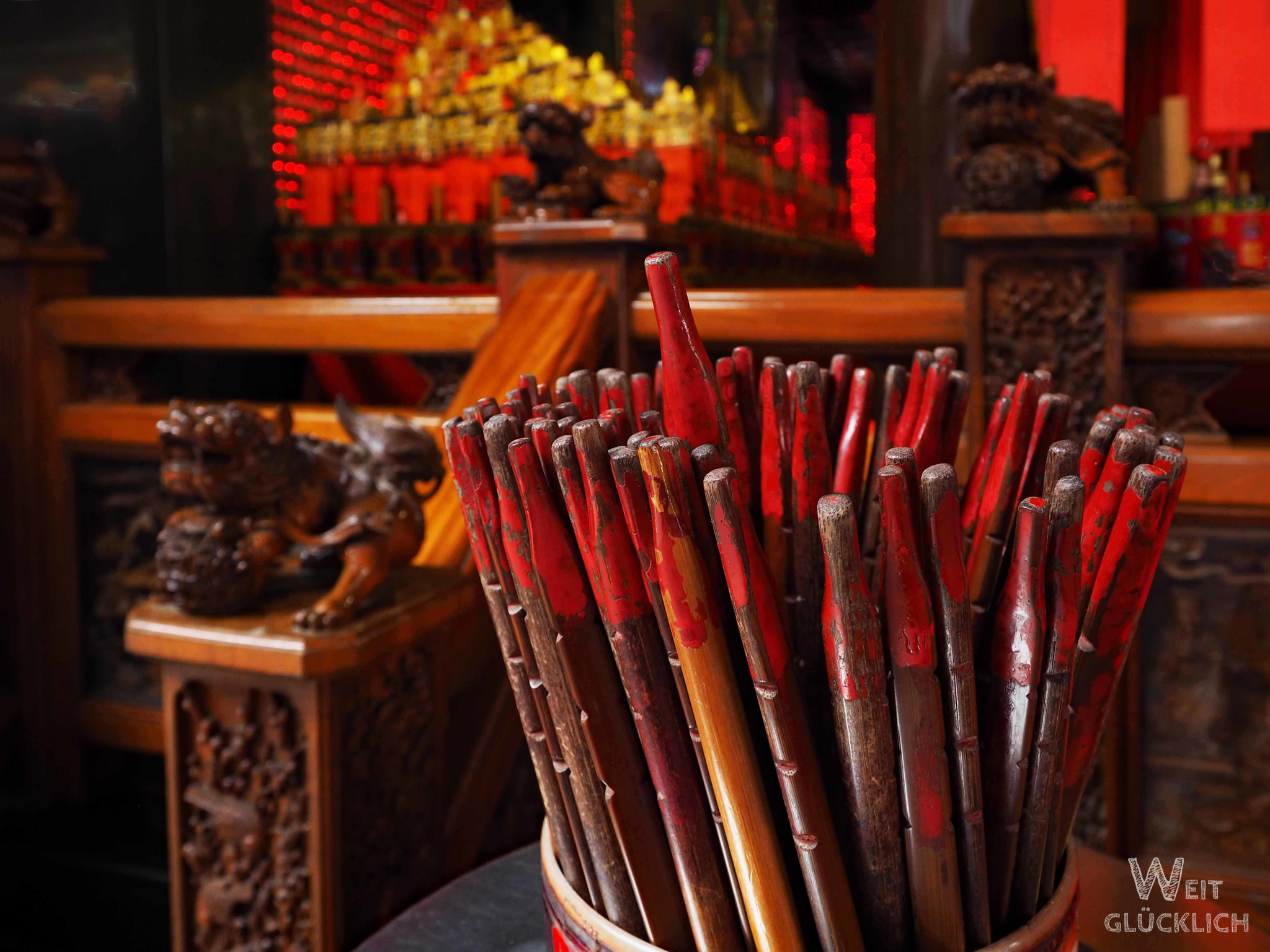 Weltreise 2023 Taiwan Tempel Orakelstaebchen