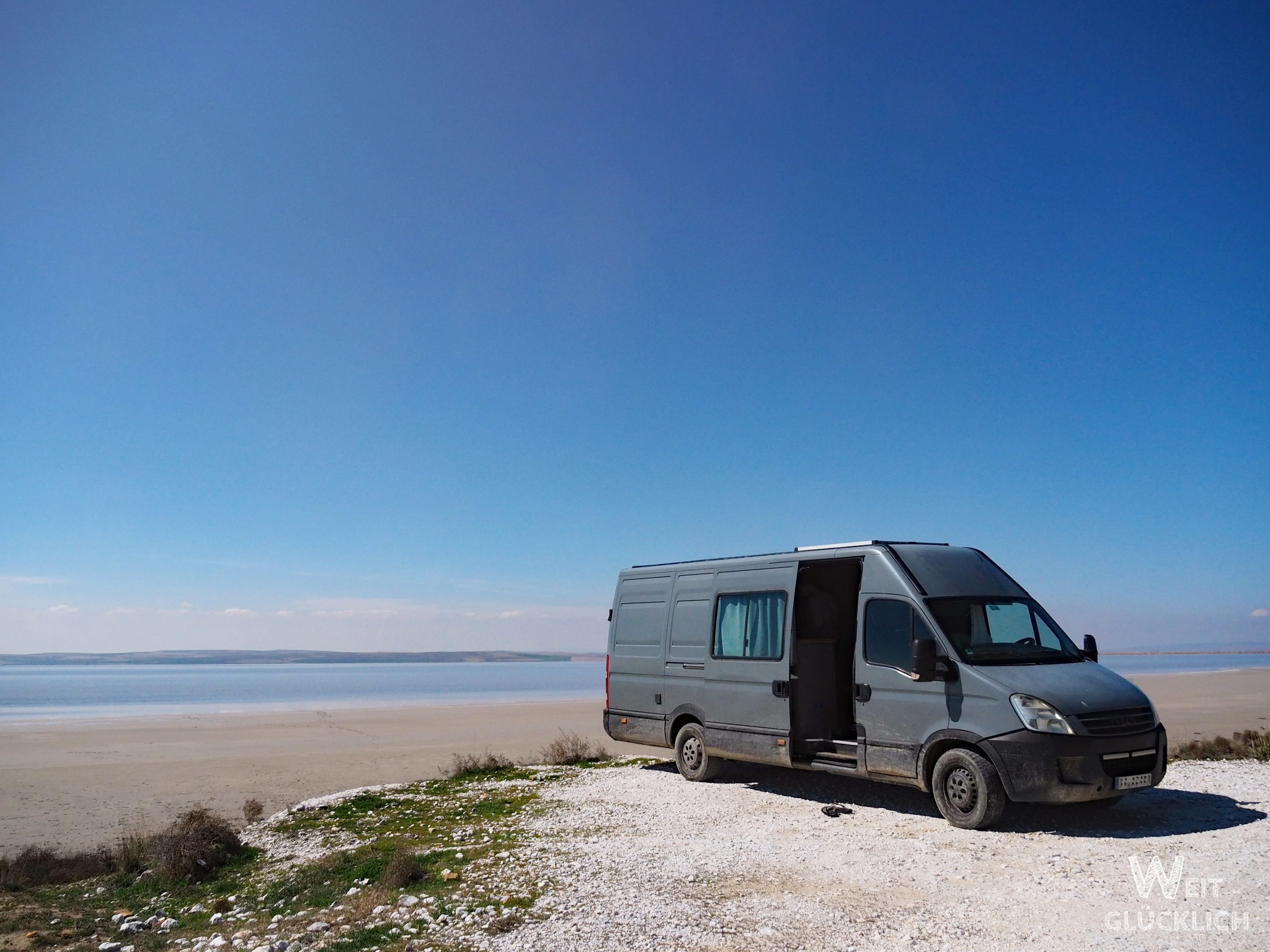 Foto des Monats Salzsee Vanlife